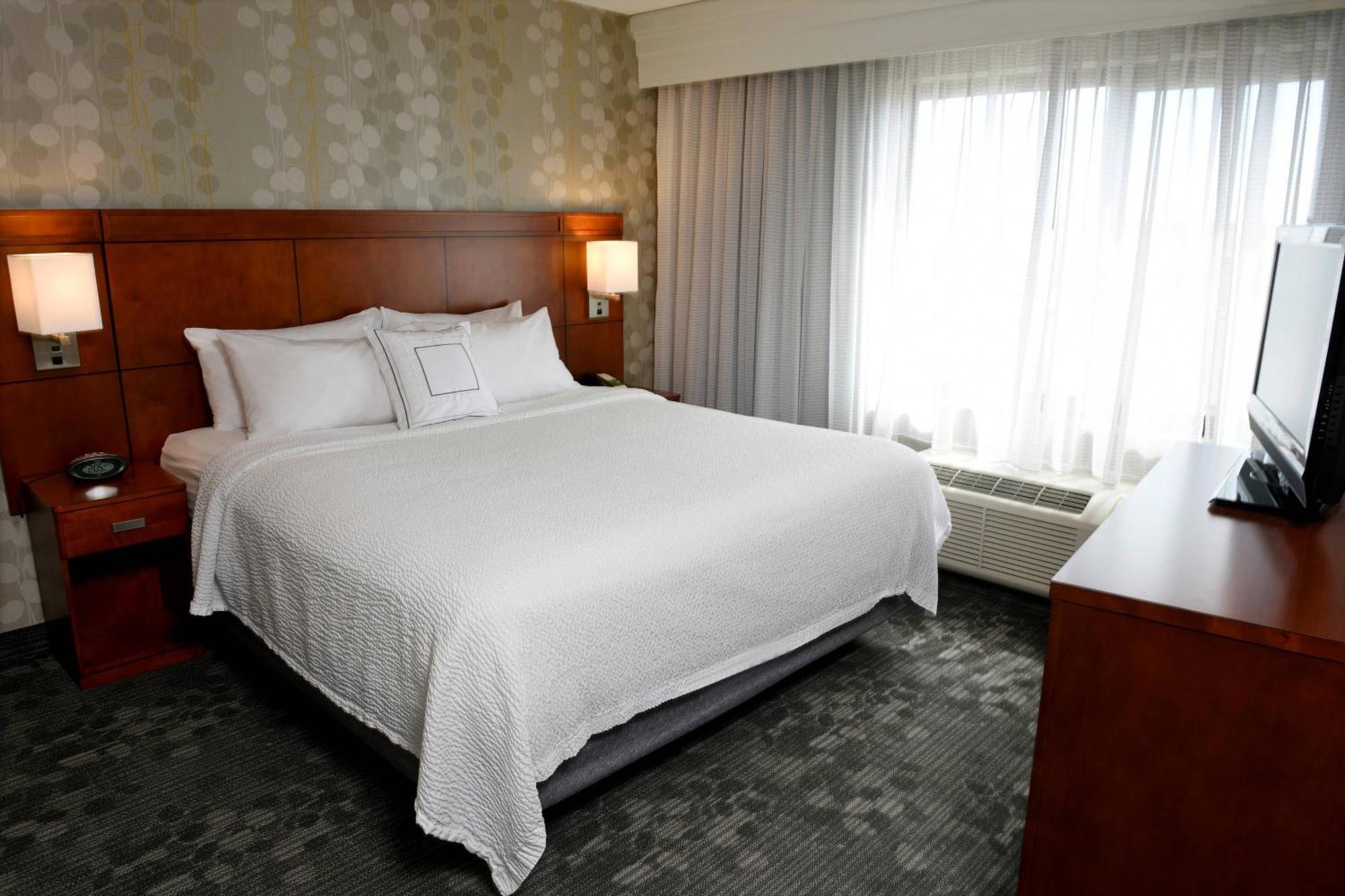 Courtyard By Marriott סו פולס מראה חיצוני תמונה